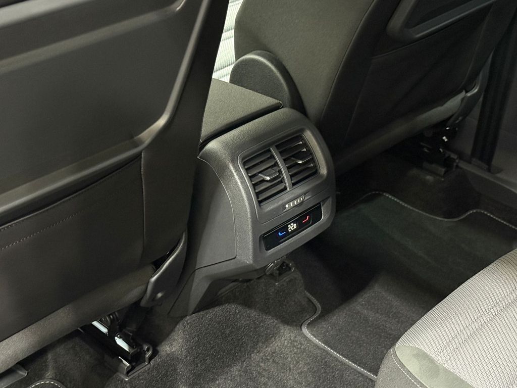 Volkswagen Touran 2025