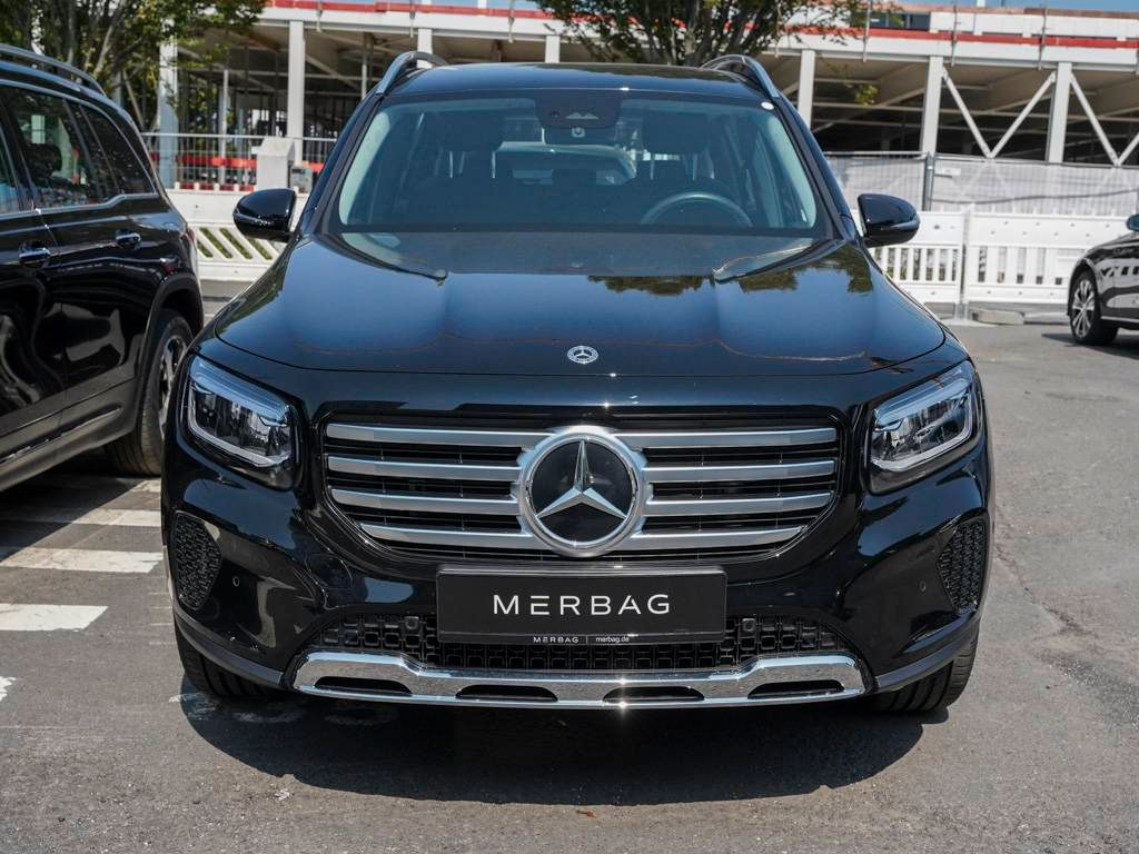 Mercedes-Benz GLB 200 2024