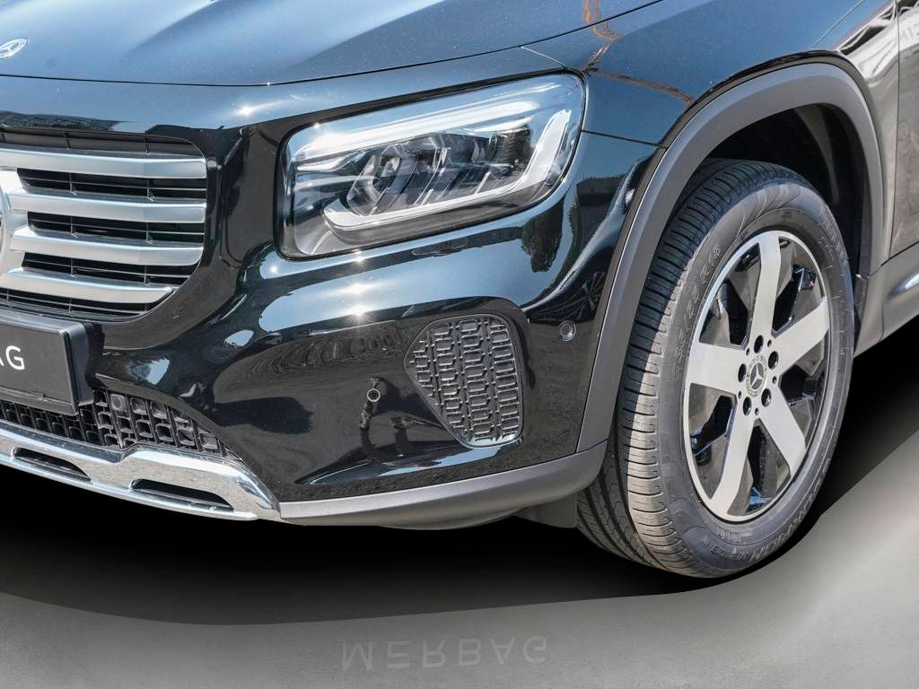 Mercedes-Benz GLB 200 2024