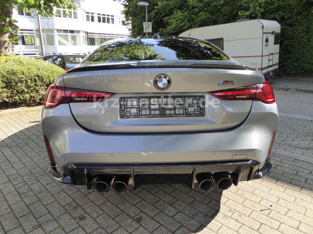 BMW M4 2024