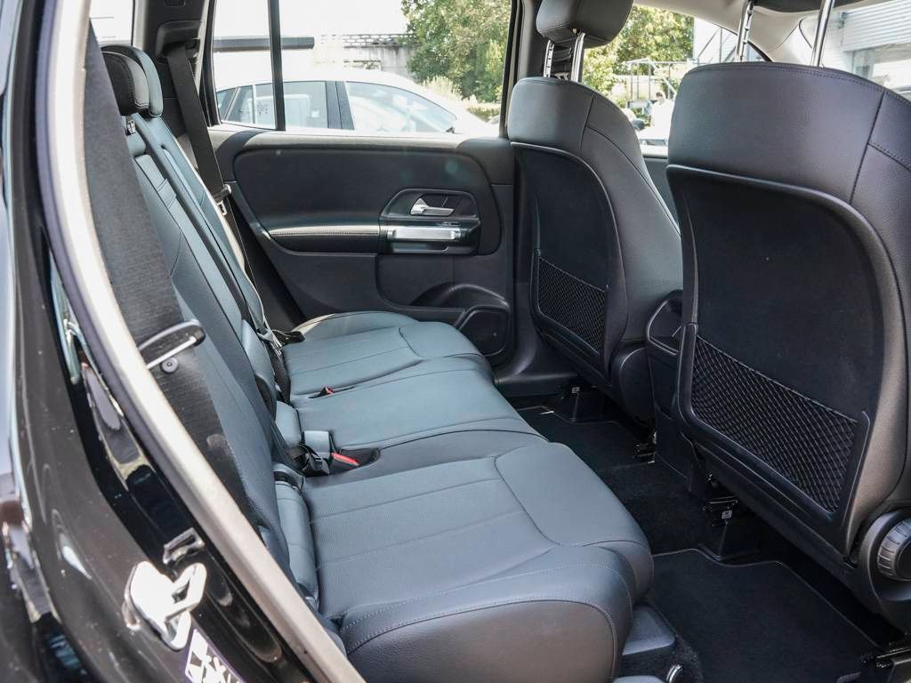 Mercedes-Benz GLB 200 2024