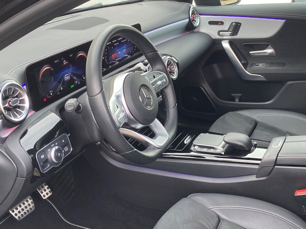 Mercedes-Benz A 250 2021