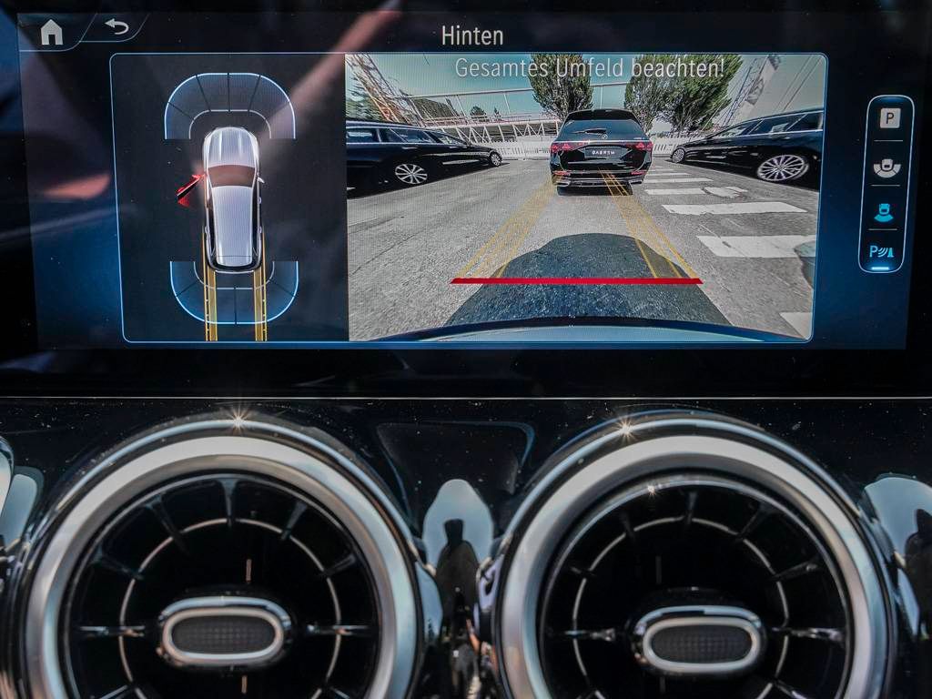 Mercedes-Benz GLB 200 2024