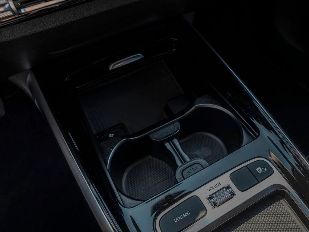 Mercedes-Benz GLB 200 2024