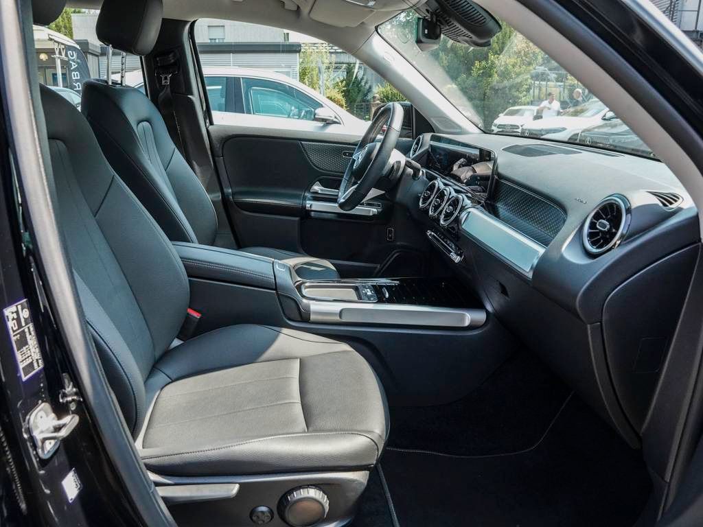 Mercedes-Benz GLB 200 2024