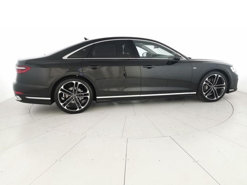 Audi A8 2025