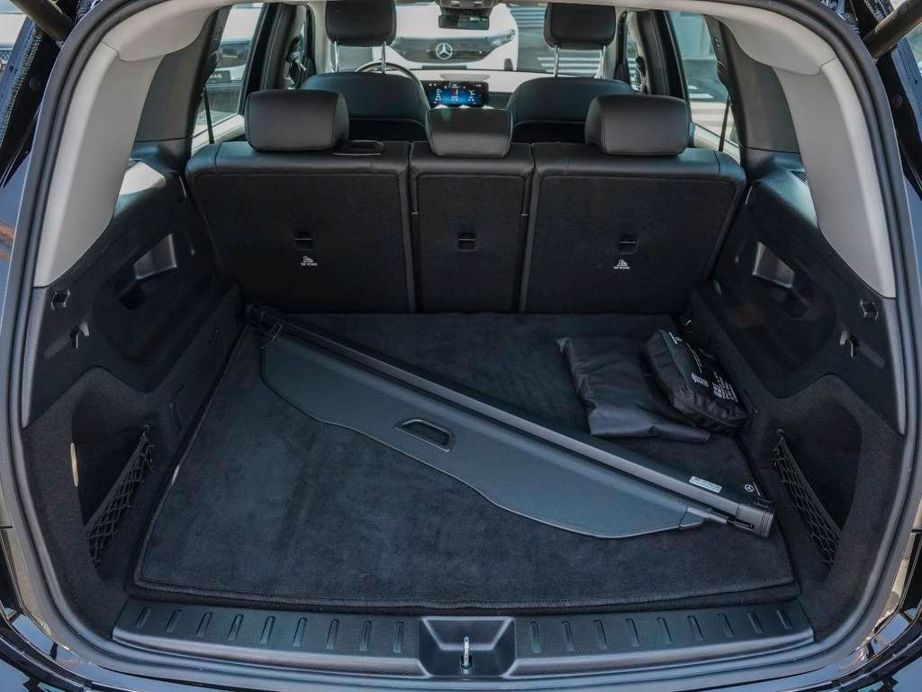 Mercedes-Benz GLB 200 2024