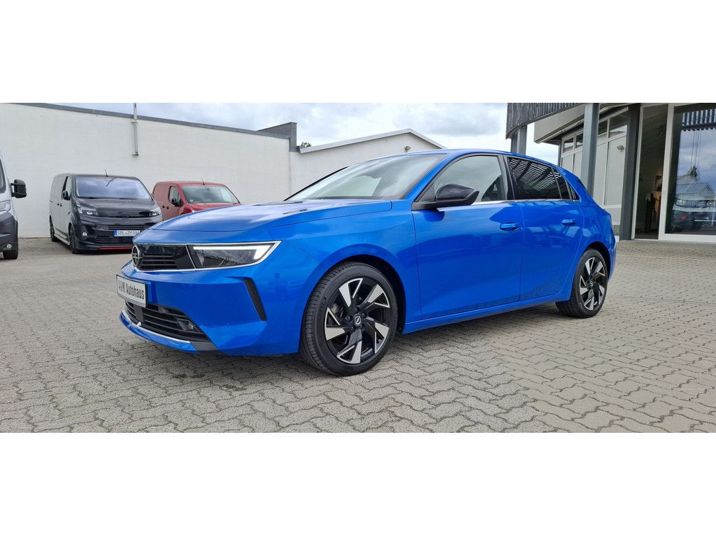 Opel Astra 2022