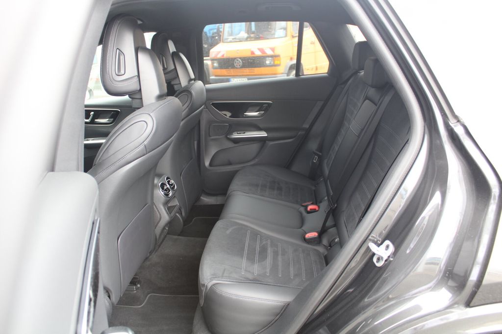 Mercedes-Benz GLC 300 2024