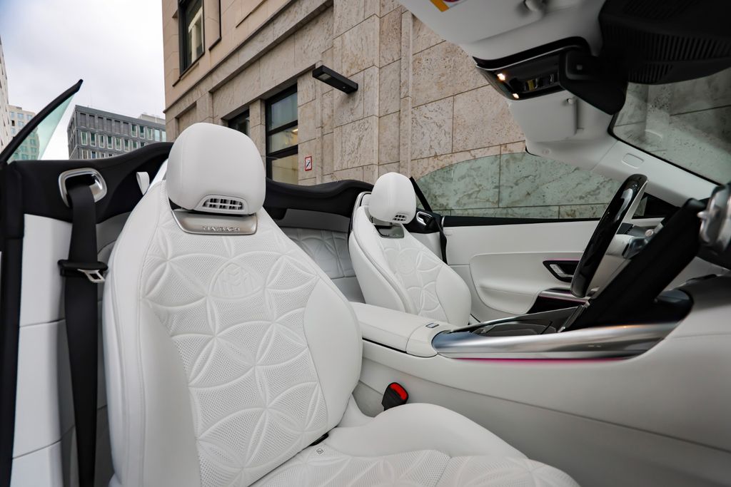 Mercedes-Benz SL 680