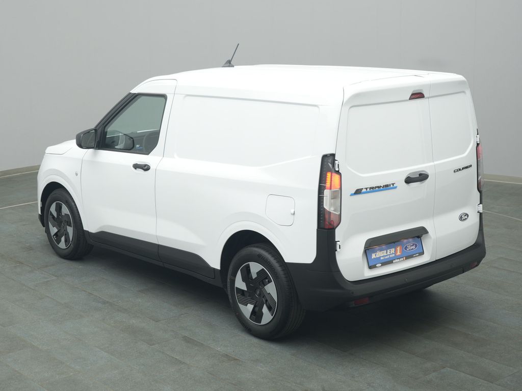 Ford Transit Courier 2025