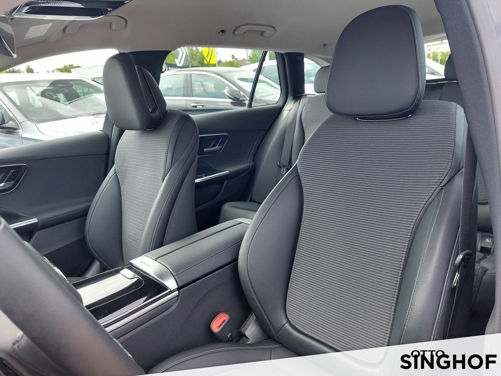 Mercedes-Benz C 200 2024