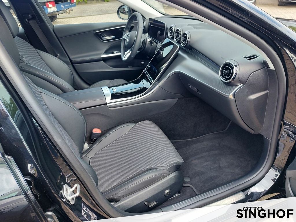 Mercedes-Benz C 200 2024