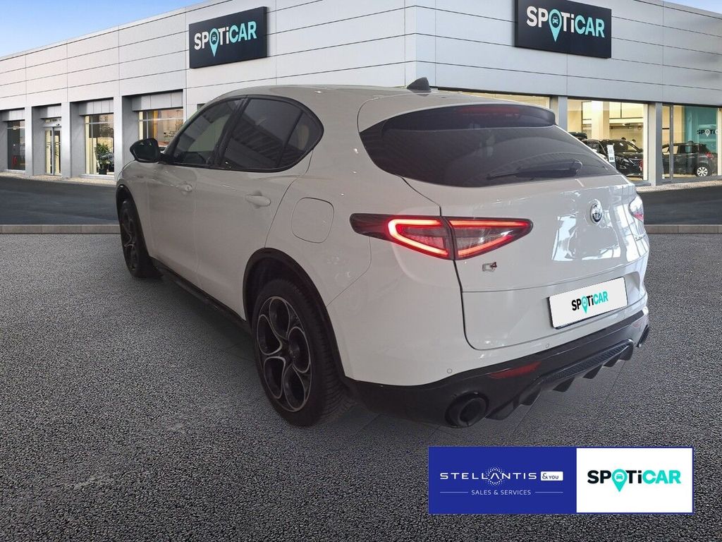 Alfa Romeo Stelvio 2024