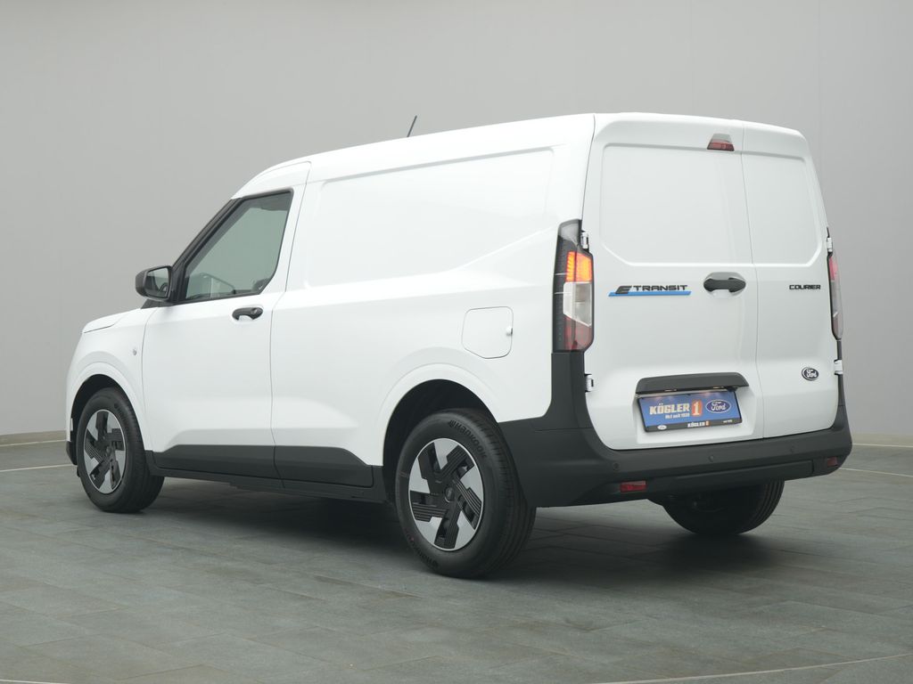Ford Transit Courier 2025