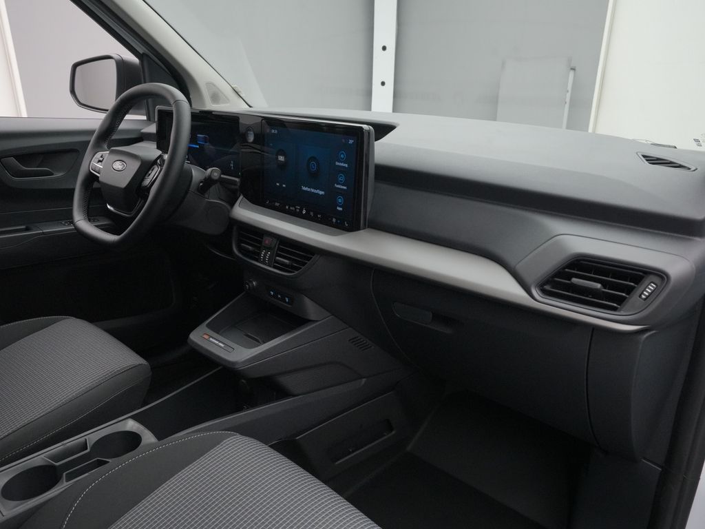 Ford Transit Courier 2025