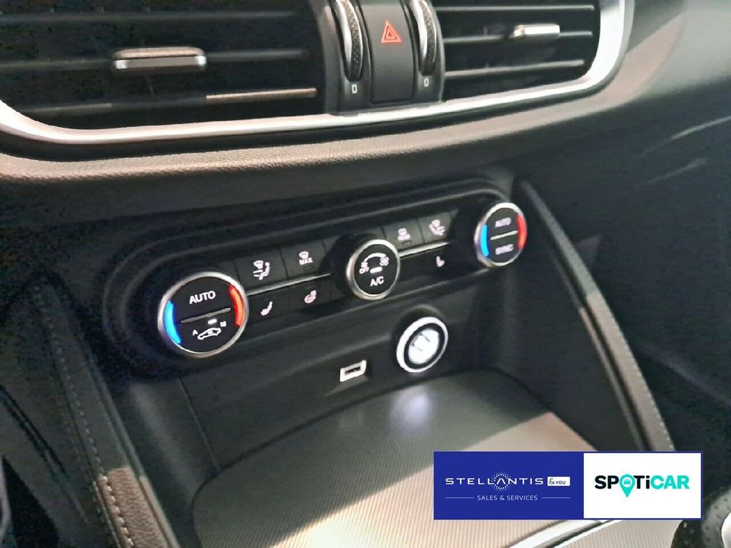 Alfa Romeo Stelvio 2024