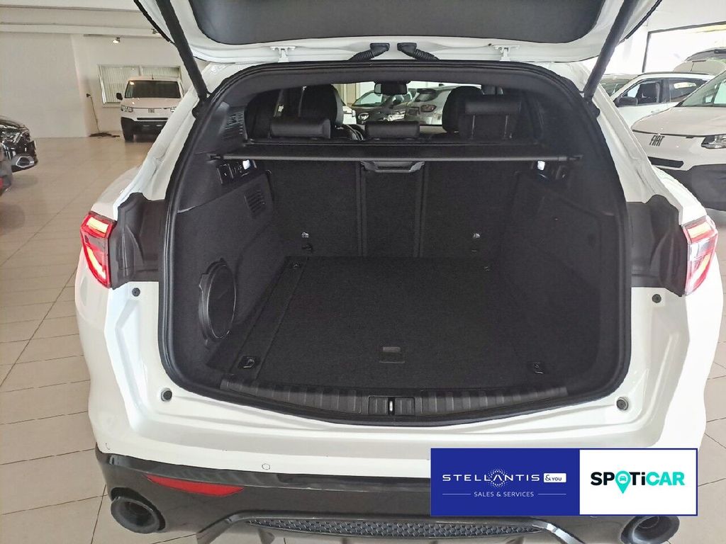 Alfa Romeo Stelvio 2024