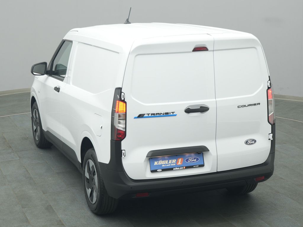 Ford Transit Courier 2025