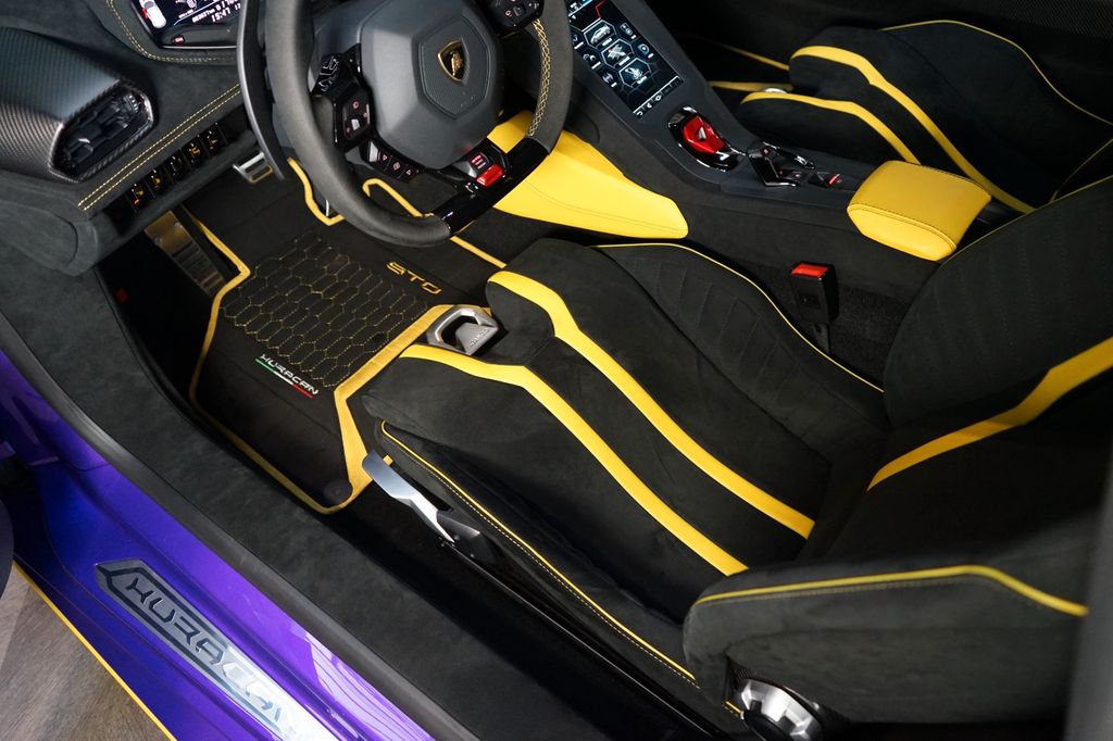 Lamborghini Huracán 2022