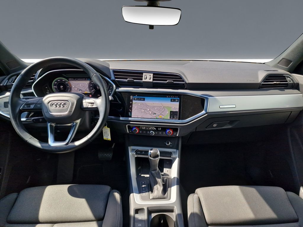 Audi Q3 2021