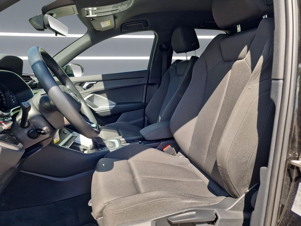 Audi Q3 2021