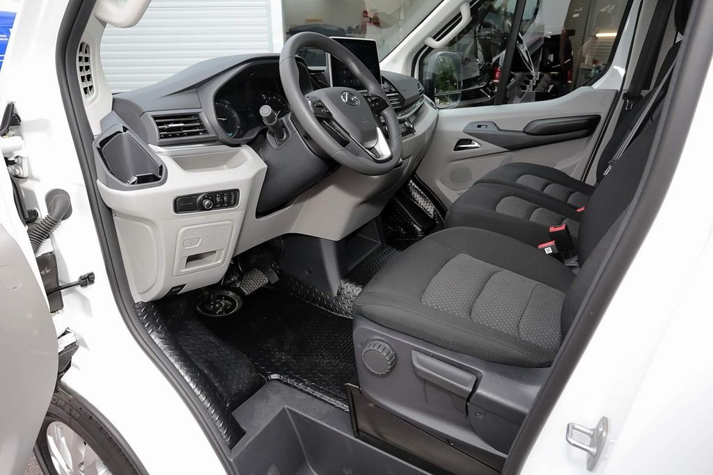 Maxus eDeliver 9 2024