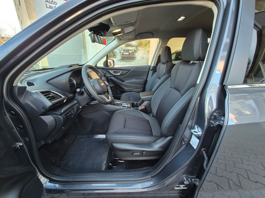 Subaru Forester 2025