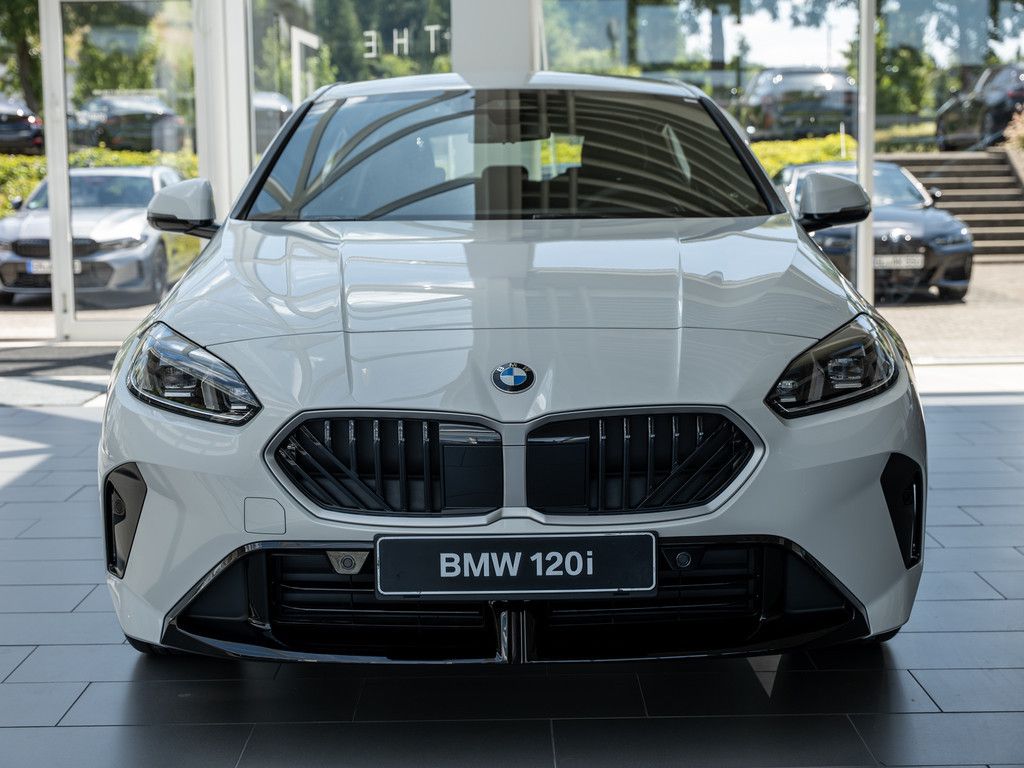 BMW 120