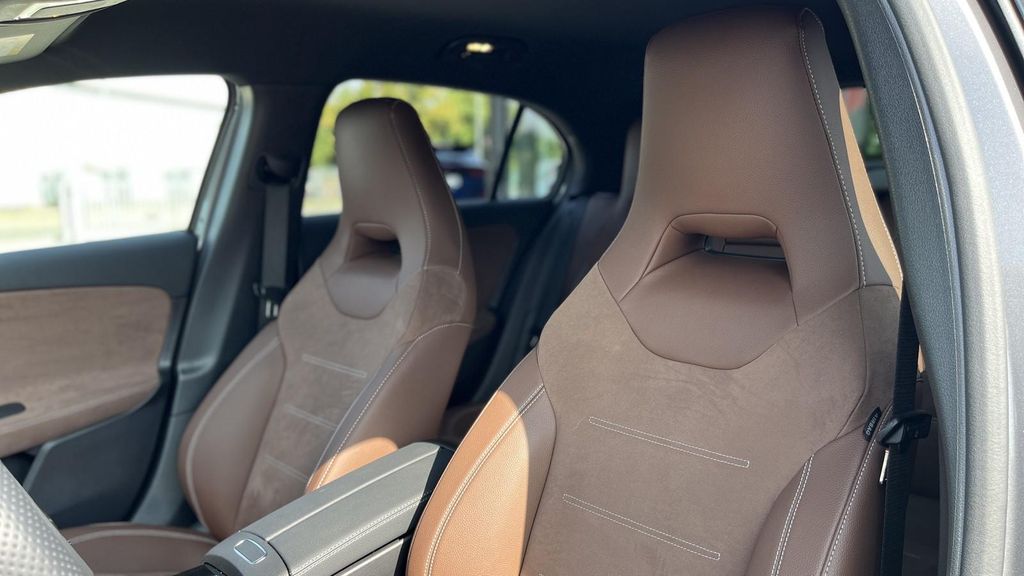 Mercedes-Benz A 200 2024