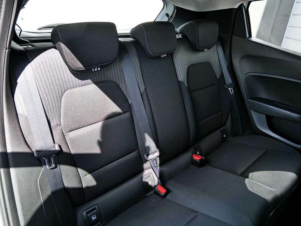 Mitsubishi Colt 2025