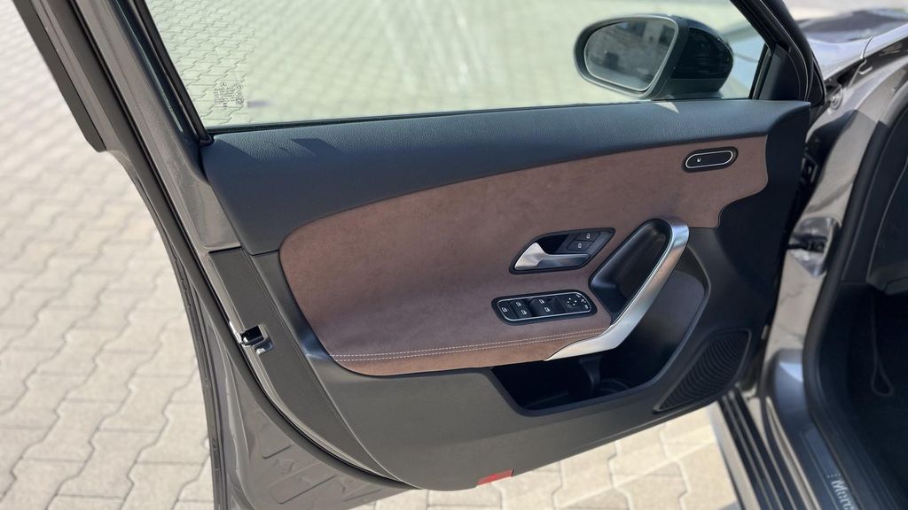 Mercedes-Benz A 200 2024