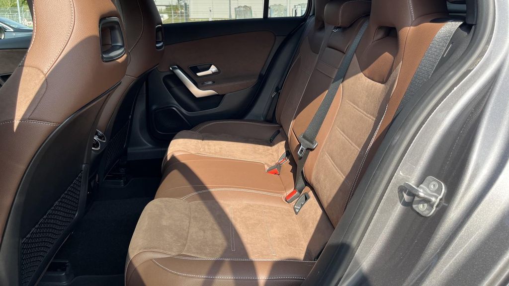 Mercedes-Benz A 200 2024