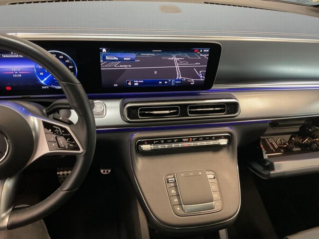 Mercedes-Benz EQV 2024