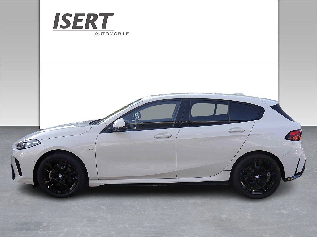 BMW 120 2024