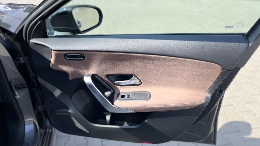 Mercedes-Benz A 200 2024