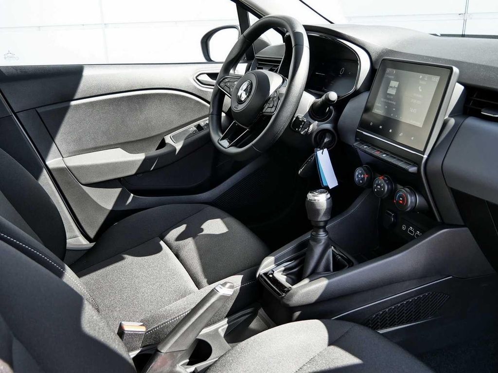 Mitsubishi Colt 2025