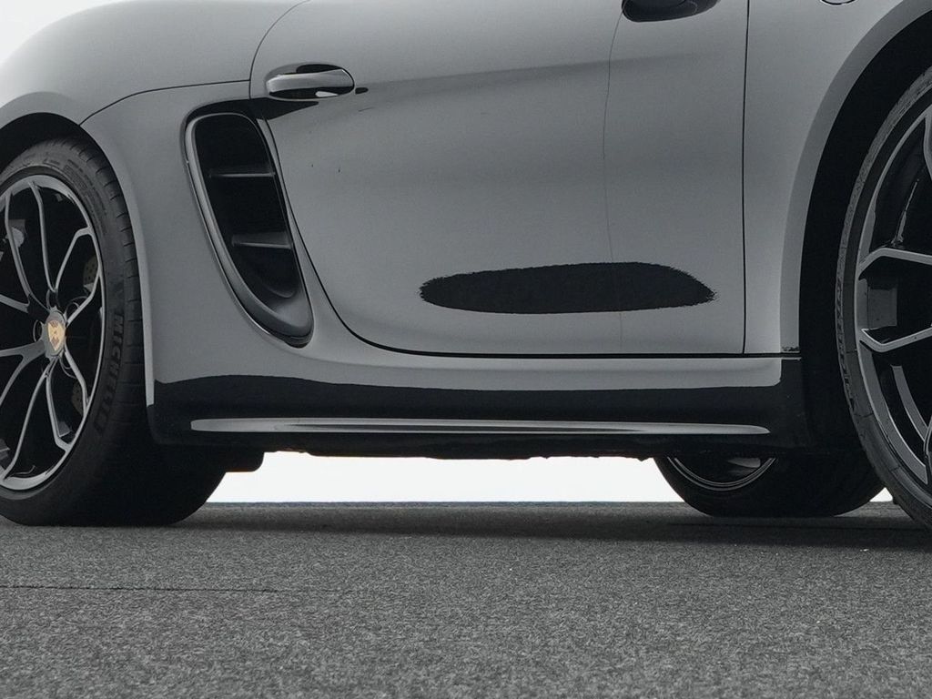 Porsche Boxster 2025