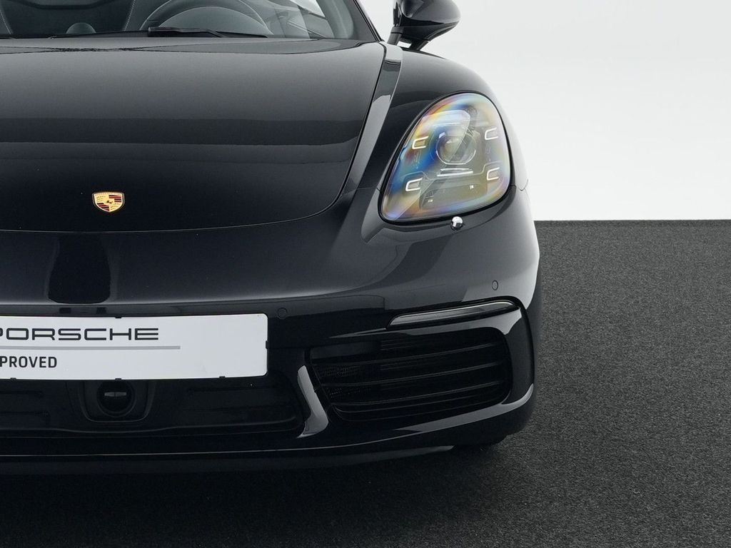 Porsche Boxster 2025