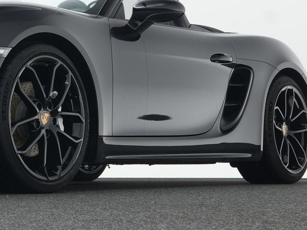 Porsche Boxster 2025