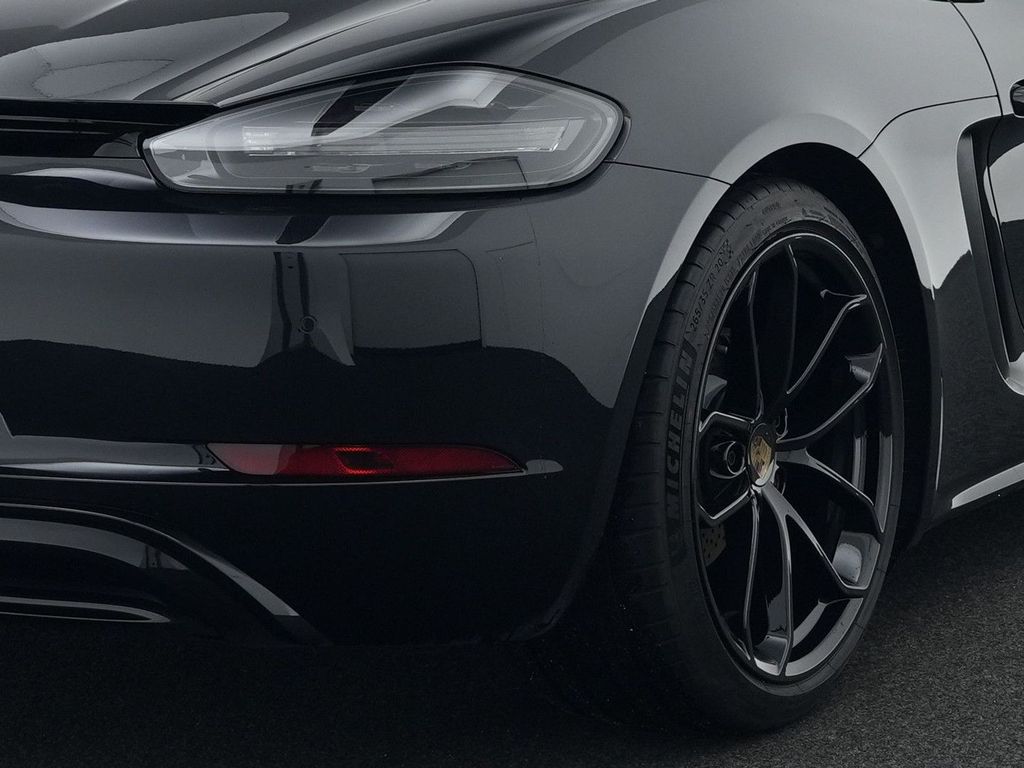 Porsche Boxster 2025