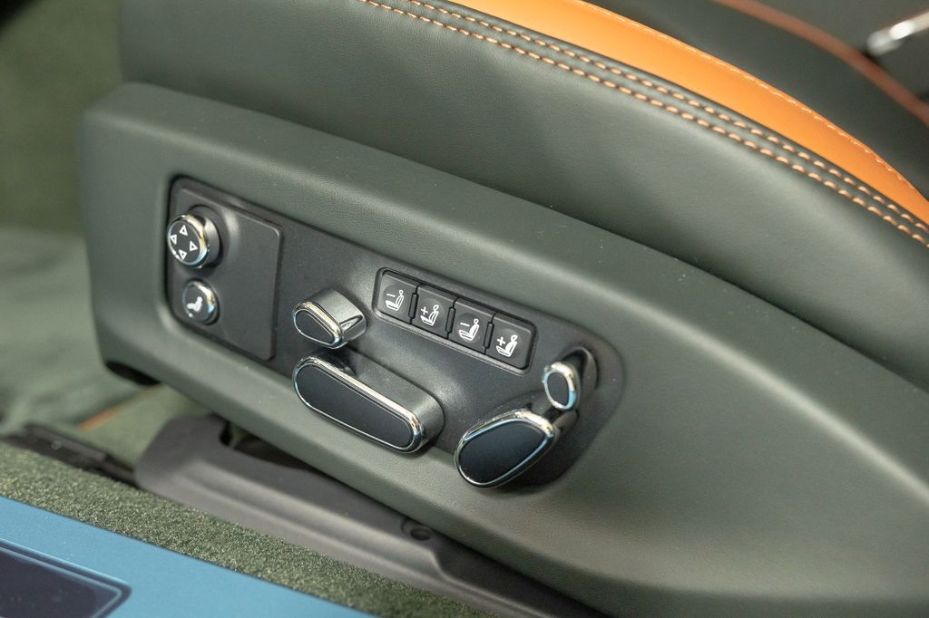 Bentley Continental GT 2025