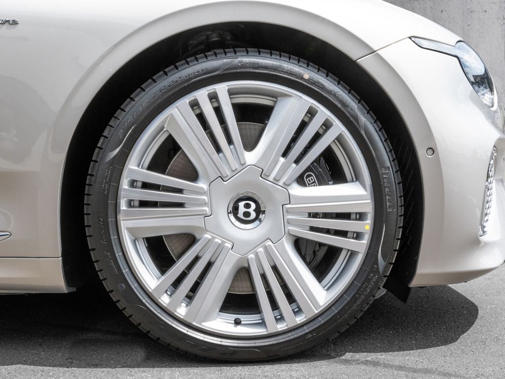 Bentley Continental GTC 2025