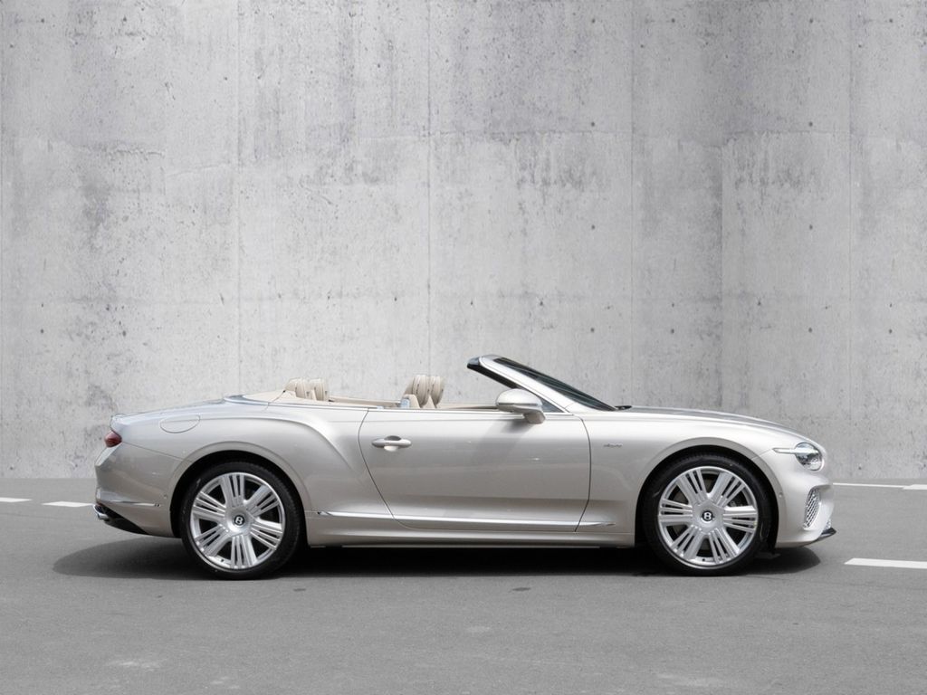 Bentley Continental GTC 2025