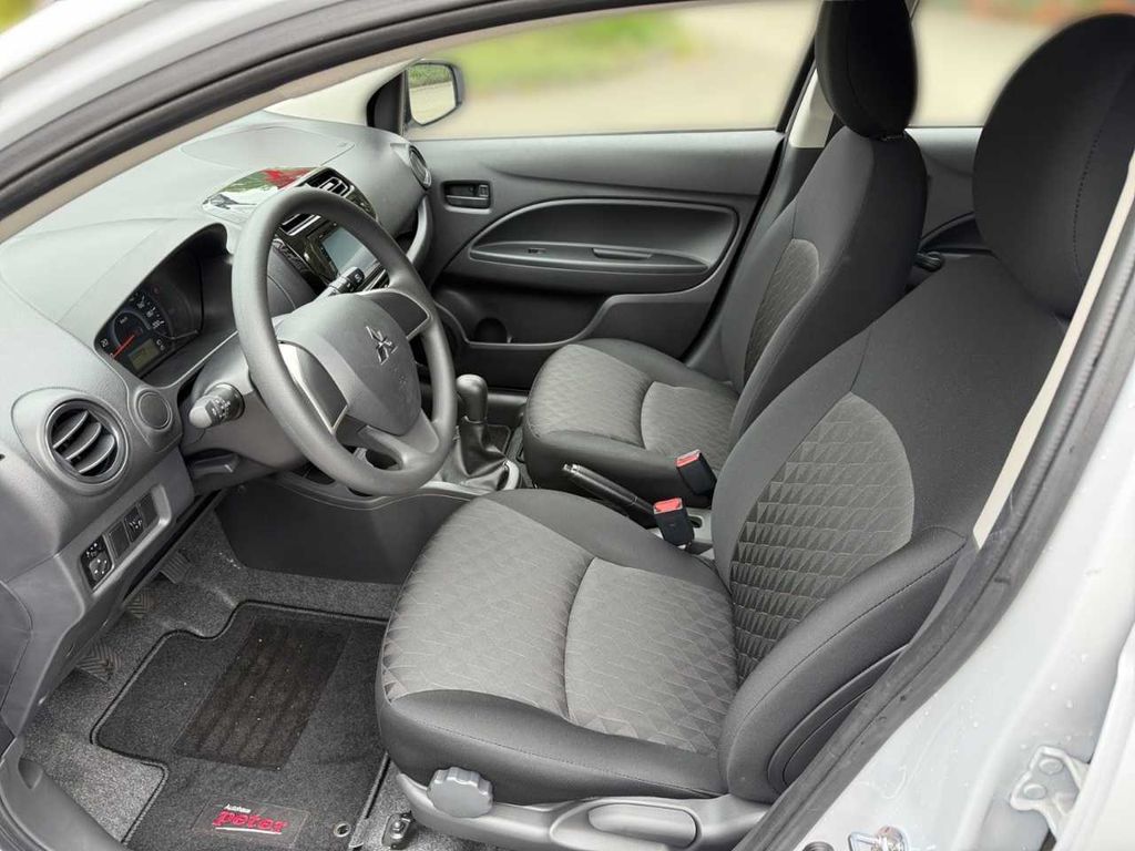 Mitsubishi Space Star 2024