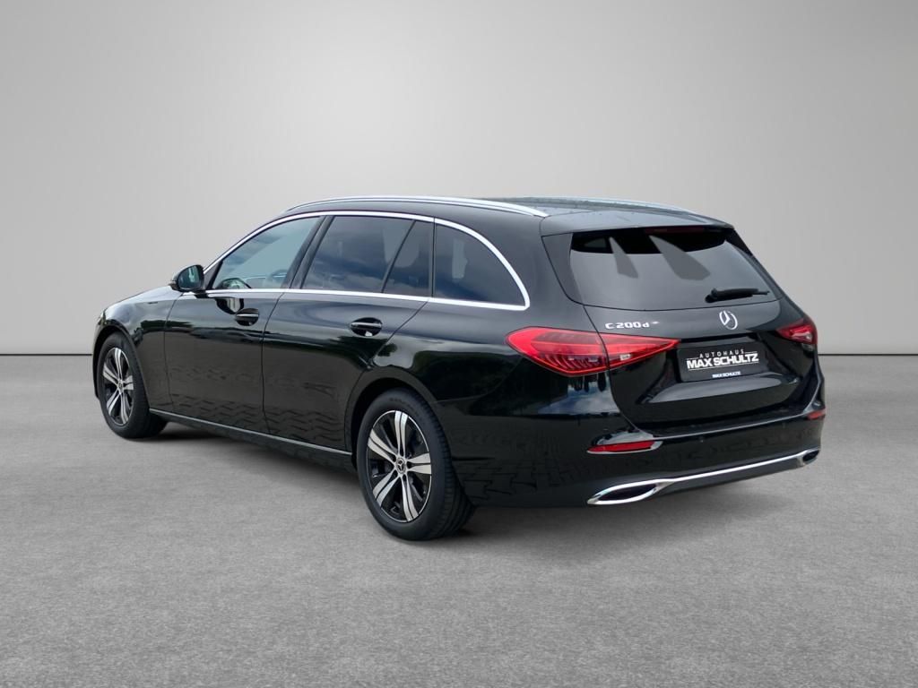 Mercedes-Benz C 200 2025