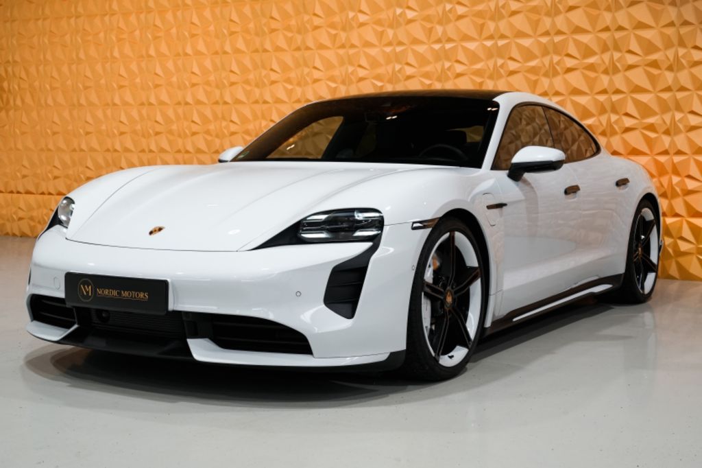 Porsche Taycan 2020