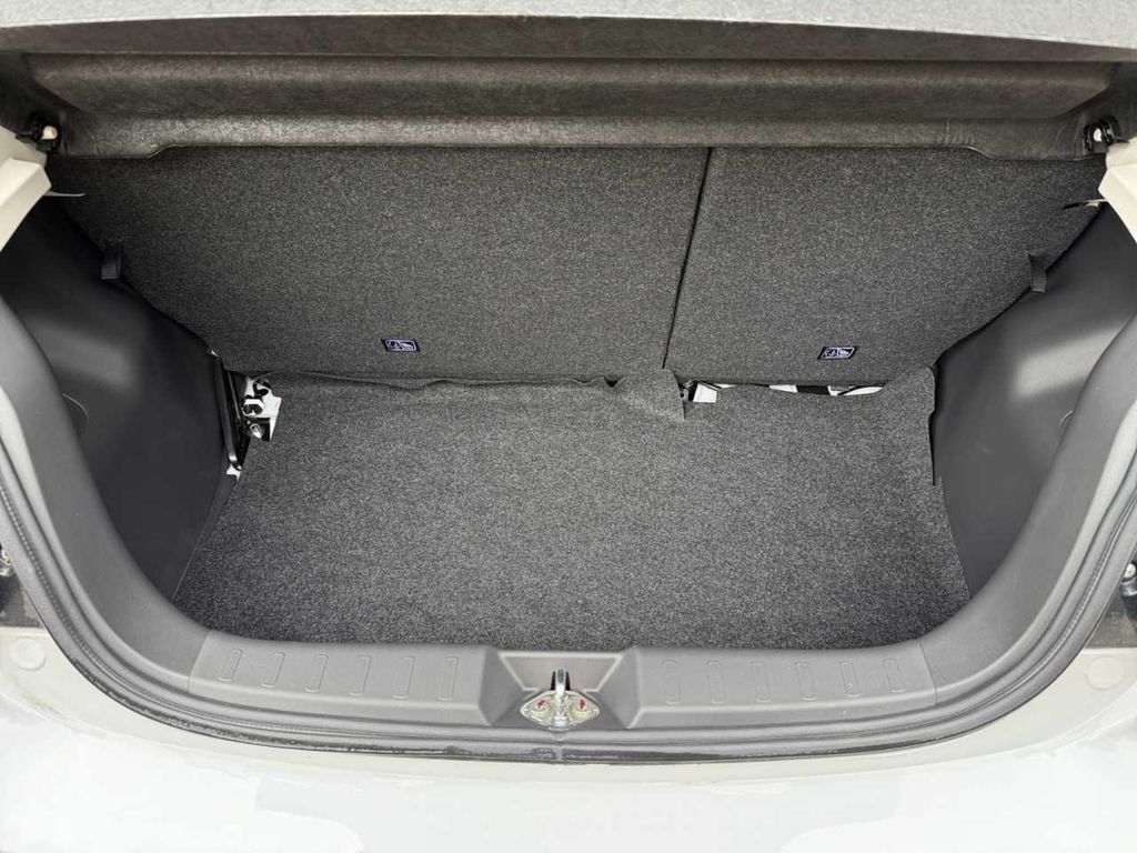 Mitsubishi Space Star 2024