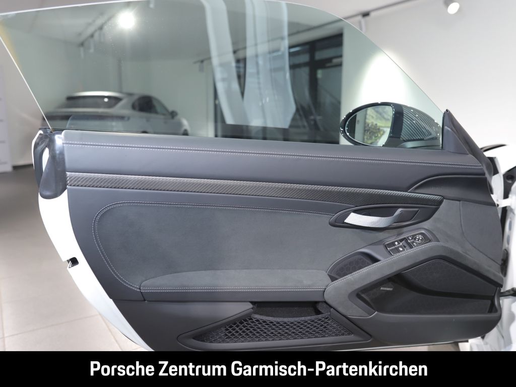 Porsche Boxster 2025