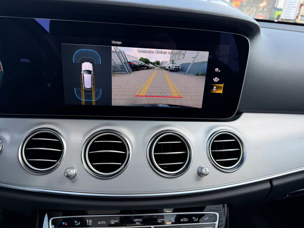 Mercedes-Benz E 300 2021